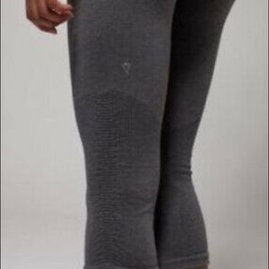 Ivivva Seamless Compression Crop Leggings 12 EUC